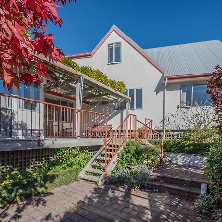 Rose On The Bay - Akaroa Holiday Home المظهر الخارجي الصورة
